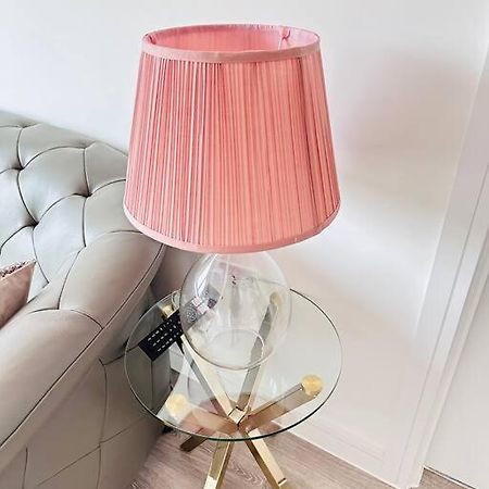 Central Derby Urban 2 Bedroom Flat - An Oasis Of Elegance! Free Parking And Wifi Suitable For Families And Professionals Extérieur photo